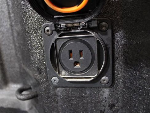 Used 2023 GMC Sierra 1500 Denali w/ Denali Reserve Package image 16