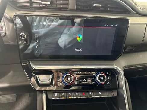 Used 2024 GMC Sierra 2500 Denali w/ Technology Package image 23