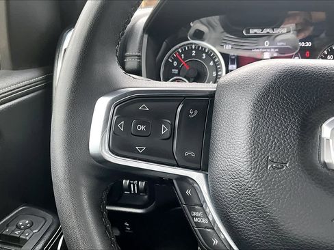 Used 2025 RAM 1500 Laramie AWD/4WD image 22
