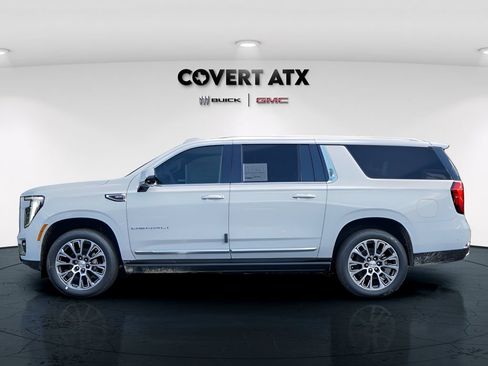 New 2026 GMC Yukon XL Denali w/ Denali Reserve Package AWD/4WD image 5