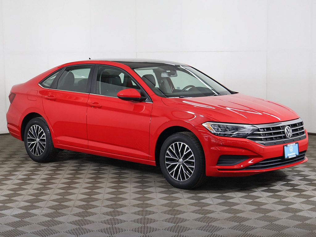 Used 2020 Volkswagen Jetta SE w/ SE Cold Weather Package FWD image 2