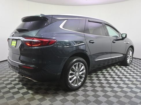 Used 2021 Buick Enclave Essence w/ Sound and Sites Package AWD/4WD image 7