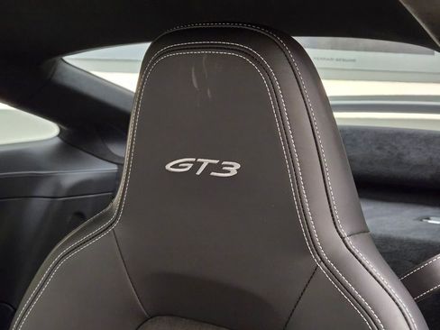 Used 2022 Porsche 911 GT3 image 30