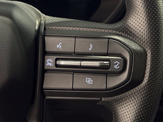 Used 2024 Chevrolet Colorado Trail Boss w/ Advanced Trailering Package AWD/4WD image 16