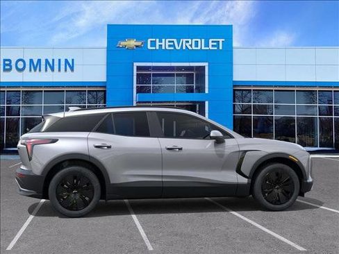 Used 2025 Chevrolet Blazer EV LT w/ Midnight/Sport Edition AWD/4WD image 5