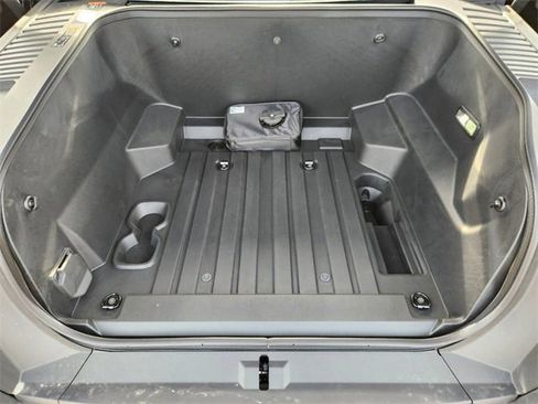 New 2025 GMC Sierra EV Denali image 24