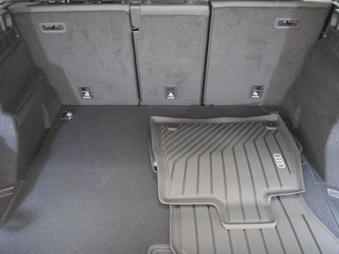 New 2025 Audi Q5 Premium Plus w/ Premium Plus image 10