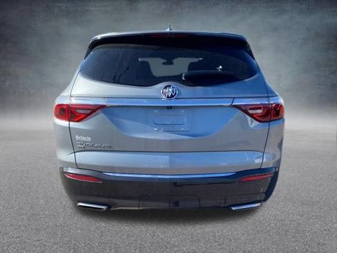 Used 2023 Buick Enclave Essence AWD/4WD image 9