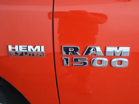 Used 2013 RAM 1500 Classic SLT RWD image 38