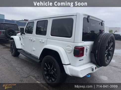 Used 2021 Jeep Wrangler Unlimited Sahara image 7