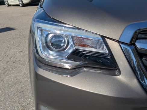 Used 2018 Subaru Forester 2.5i Touring image 10