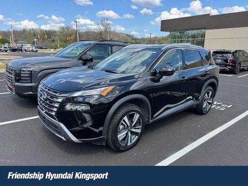 Used 2024 Nissan Rogue SL image 1