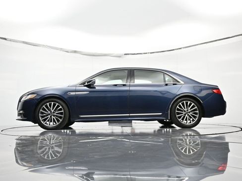 Used 2017 Lincoln Continental Select w/ Climate Package image 52