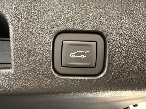 New 2026 GMC Acadia Elevation w/ LPO, Floor Liner Package FWD image 9