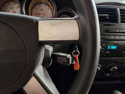 Used 2008 Dodge Charger SE RWD image 26