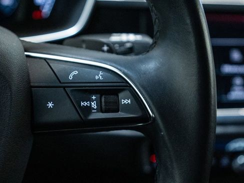 Used 2023 Audi Q3 2.0T Premium w/ Convenience Package image 23