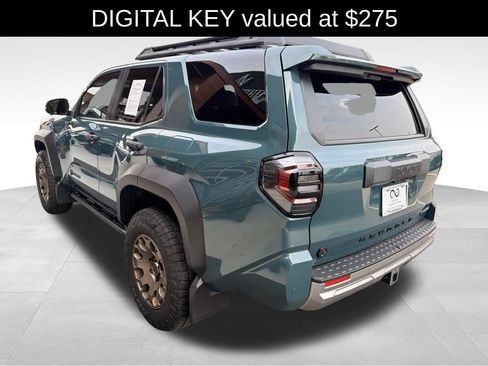 Used 2025 Toyota 4Runner Trailhunter AWD/4WD image 5
