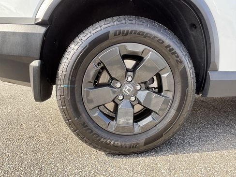 Certified 2026 Honda Passport RTL image 7