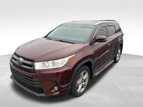 Used 2018 Toyota Highlander Limited image 15