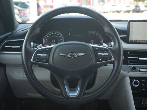 Used 2024 Genesis G70 2.5T image 16