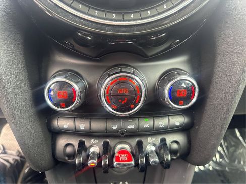 Used 2017 MINI Cooper 2-Door Hardtop FWD image 18