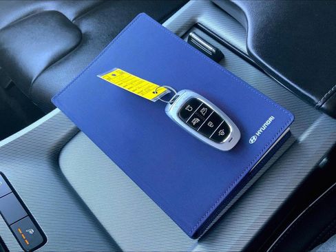 Used 2025 Hyundai Palisade SEL image 12