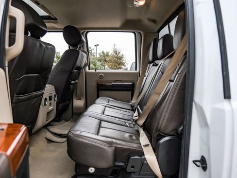 Used 2016 Ford F250 King Ranch w/ FX4 Off-Road Package image 38