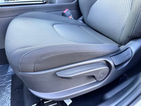 New 2026 Kia Sportage LX image 21