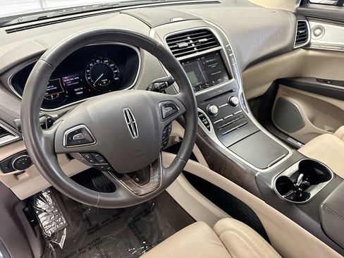 Used 2016 Lincoln MKX Reserve image 7