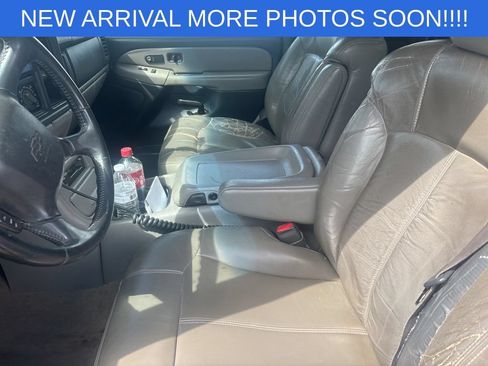 Used 2001 Chevrolet Silverado 2500 LS AWD/4WD image 14