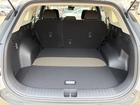 New 2026 Kia Sportage LX FWD image 24