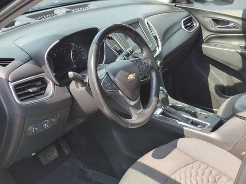 Used 2020 Chevrolet Equinox LT w/ Driver Convenience Package FWD image 10