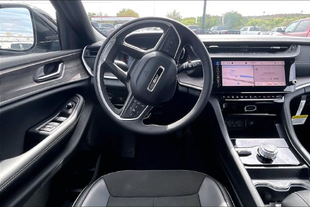New 2026 Jeep Grand Cherokee Altitude AWD/4WD image 16