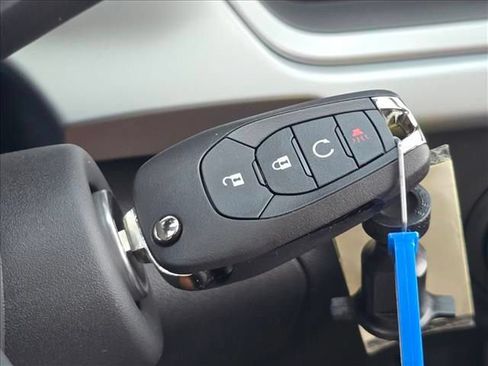 New 2026 Chevrolet Trax LS w/ LS Convenience Package FWD image 21