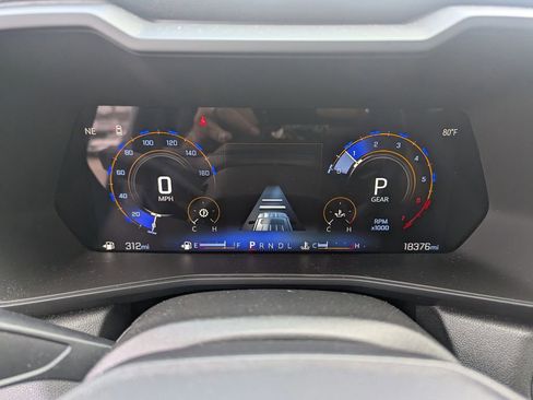 Used 2024 Chevrolet Colorado W/T w/ WT Convenience Package II image 27