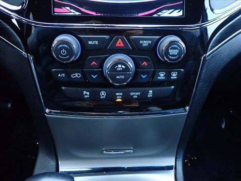 Used 2021 Jeep Grand Cherokee Limited image 20