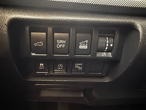 Used 2019 Subaru Forester Limited image 22