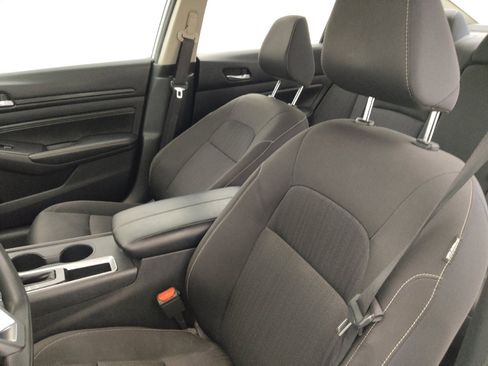 Used 2020 Nissan Altima 2.5 S FWD image 17