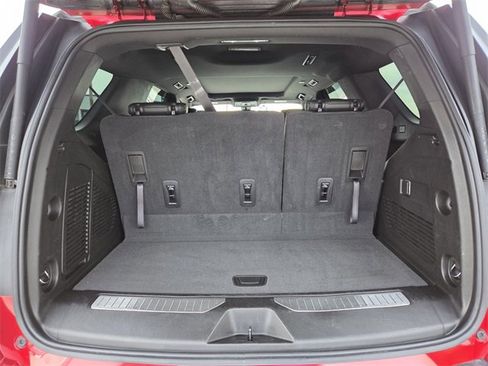 Used 2021 Chevrolet Tahoe Z71 w/ Rear Media and Nav Package image 15