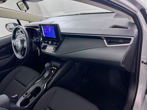 Used 2026 Toyota Corolla LE image 28