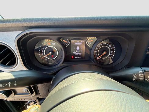 Used 2024 Jeep Wrangler Sport S image 36