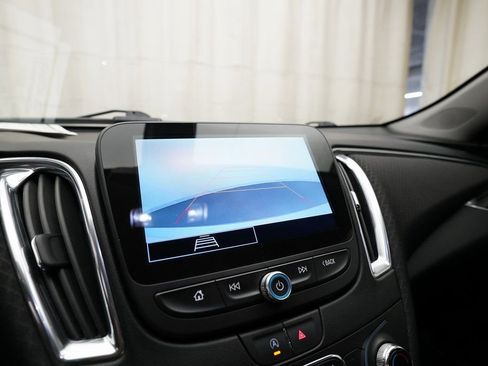 Used 2021 Chevrolet Malibu LT w/ Redline Edition image 19