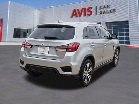 Used 2025 Mitsubishi Outlander Sport SE image 6