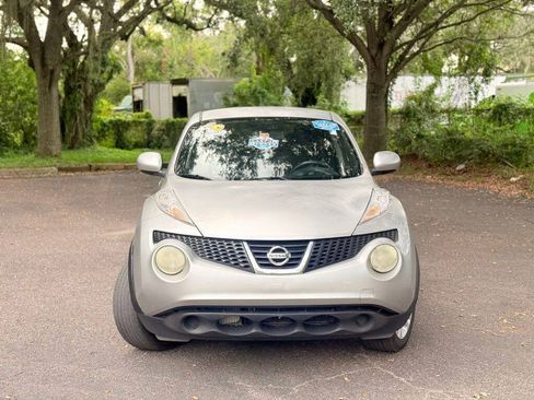Used 2012 Nissan Juke S FWD image 3