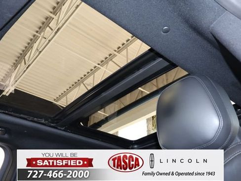 Used 2020 Lincoln Navigator L Reserve w/ Equipment Group 208A Reserve AWD/4WD image 32