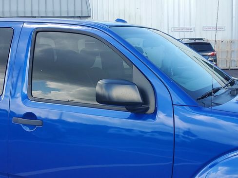 Used 2014 Nissan Frontier Desert Runner RWD image 10