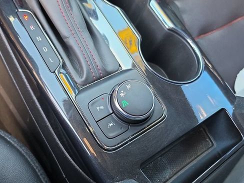 Used 2020 Chevrolet Blazer RS FWD image 30