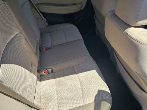 Used 2016 Subaru Outback 2.5i Premium w/ Popular Package #1 AWD/4WD image 5