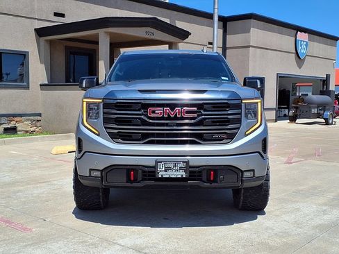 Used 2024 GMC Sierra 1500 AT4 w/ AT4 Premium Package AWD/4WD image 23