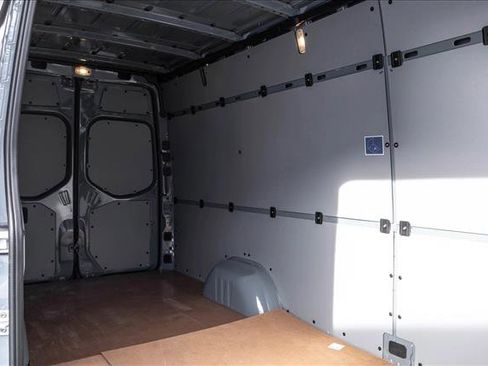 Used 2025 Mercedes-Benz Sprinter 2500 image 23